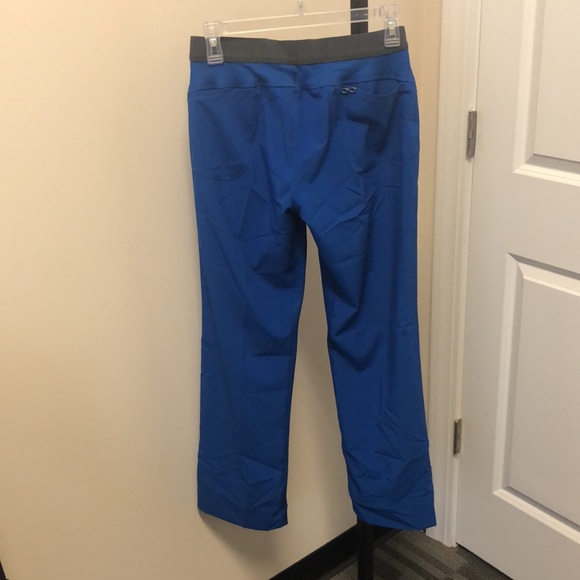 Cherokee Infinity Womens scrub pants. NWT. Multiple sizes. - Picture 2 of 2